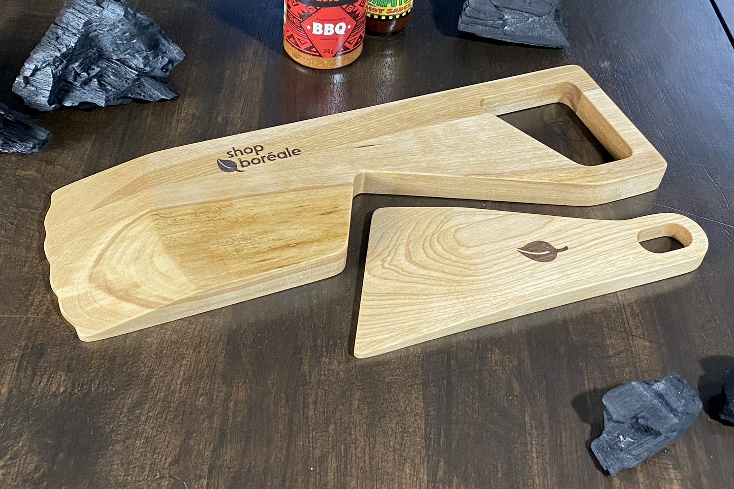 Grattoir à BBQ Le Duo en bois massif – fait à la main au Québec – Shop Boréale / BBQ wood scraper Le Duo in solid wood – handmade in Quebec – Shop Boréale