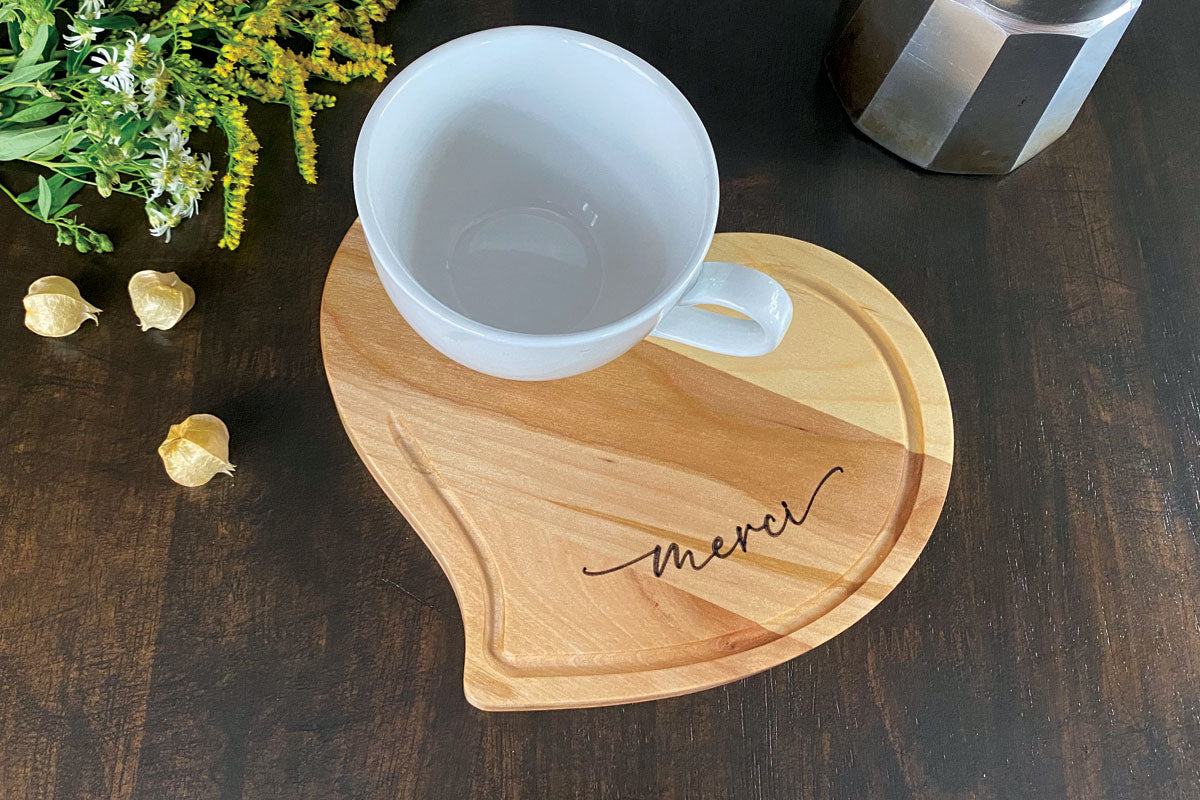 Planche de service avec tasse - La Chaleureuse