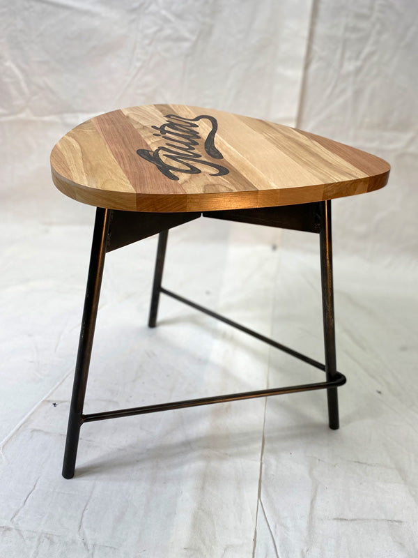Table guitar pick